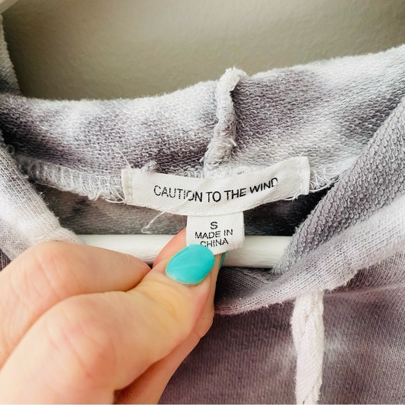 Caution To The Wind Pullover Tie Dye Hoodie Gray/White Sz Small - Picture 4 of 8